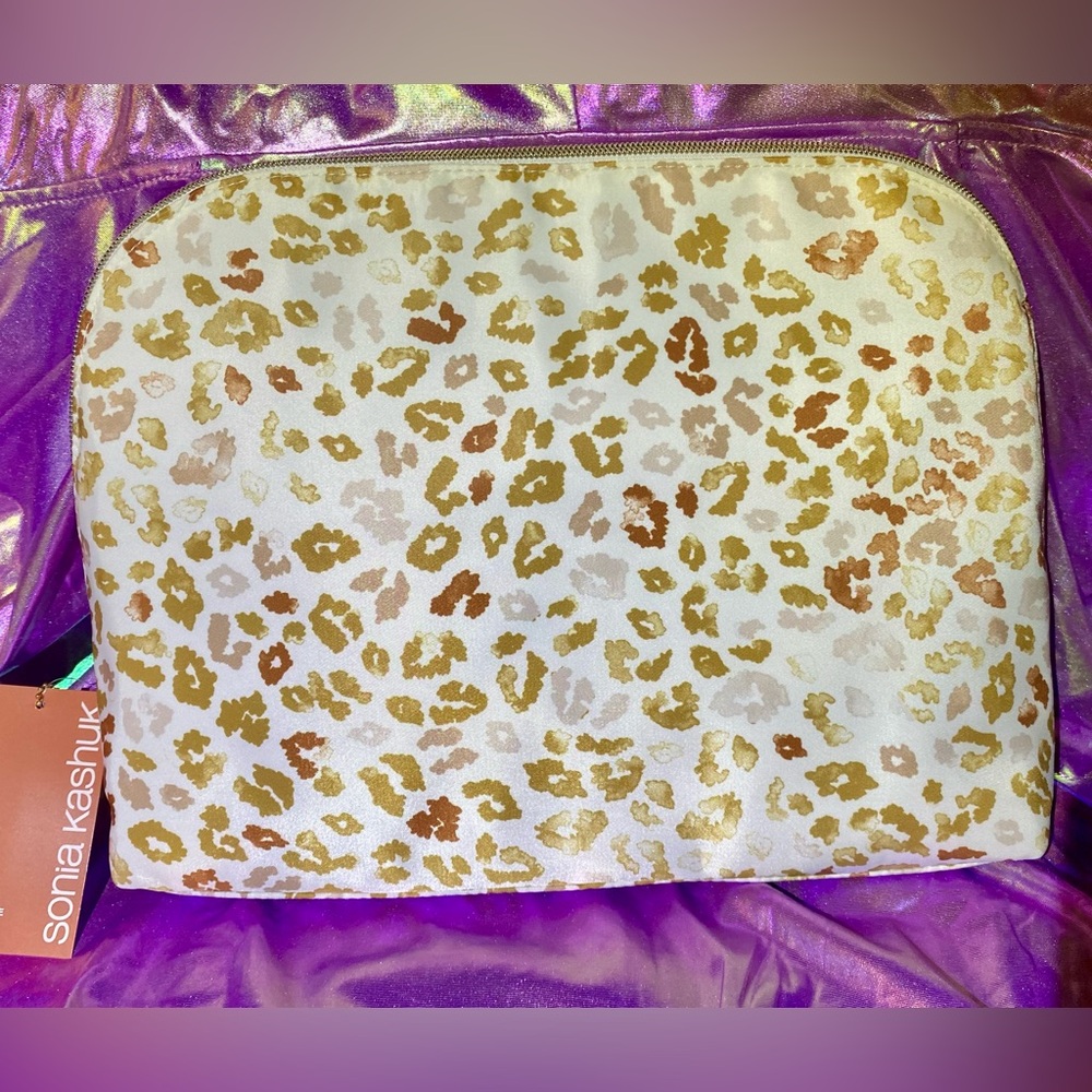 Sonia Kashuk Large Dome Case